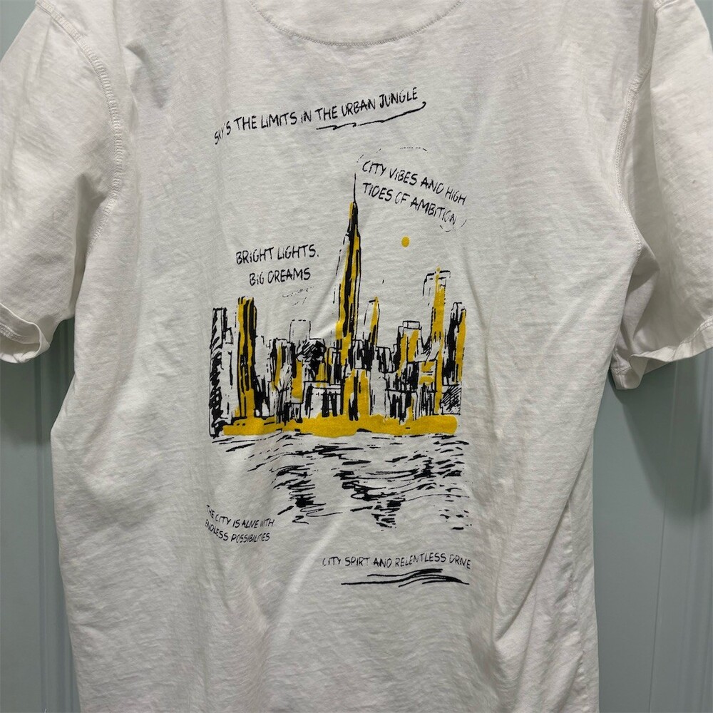 D&F Ricky Singh Men's T-Shirt Size L White NYC Skyline Graphic Relaxed Fit
